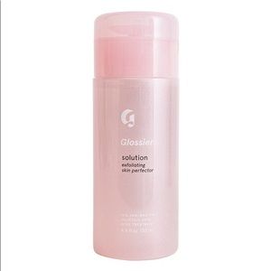 Glossier solution